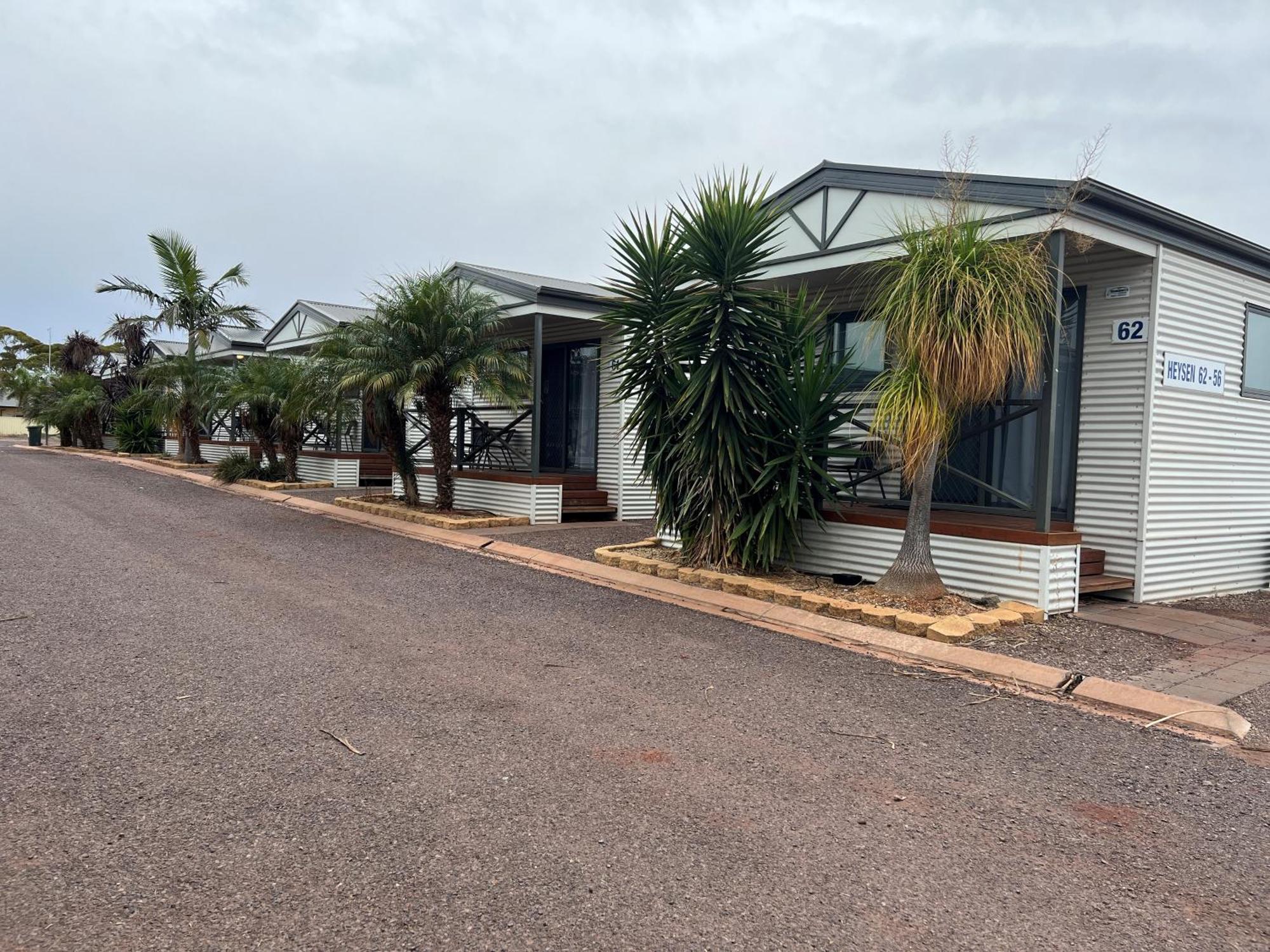 The Sundowner Cabin & Tourist Park Whyalla Exteriör bild