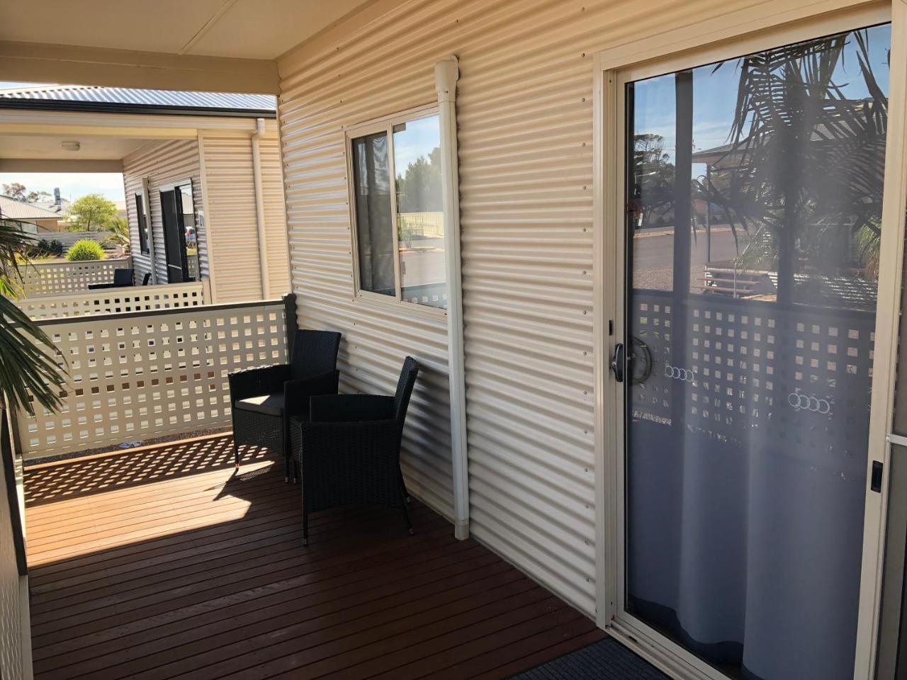 The Sundowner Cabin & Tourist Park Whyalla Exteriör bild
